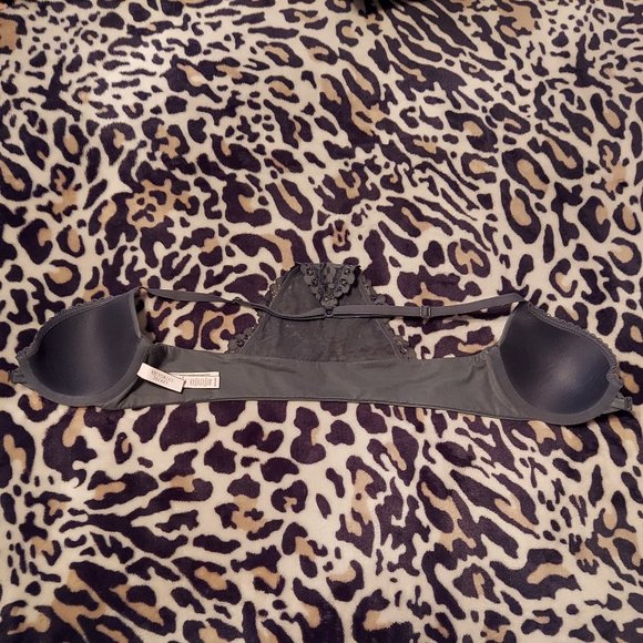 32A Victoria's Secret Body By Victoria Racerback Lace Backing Grey / Gray Bra - Picture 3 of 4